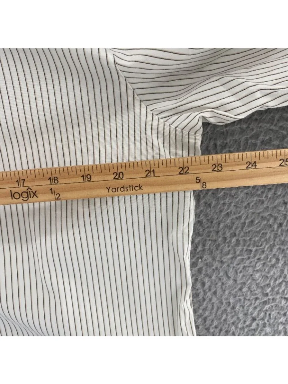 Chicos Shirt Womens 3 US Extra Large White Striped Button Up Collar Long Sleeves